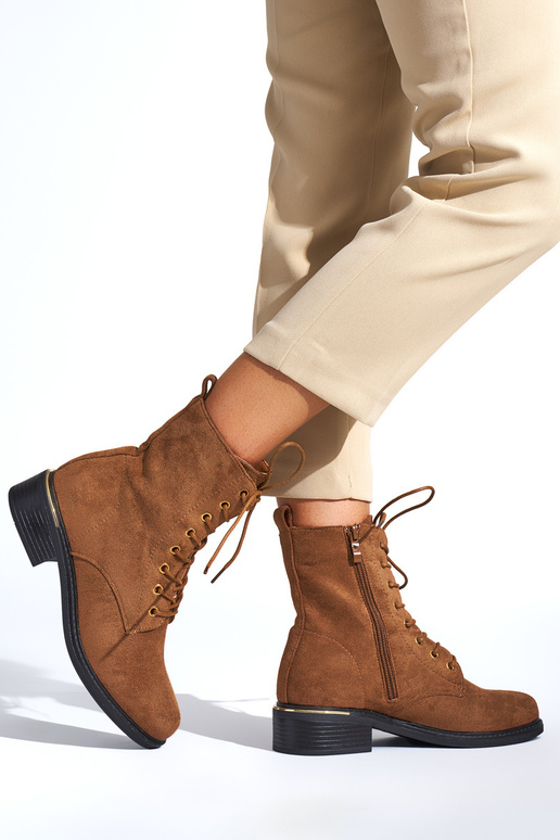 pruunid värvi naiste saapad pitsitud... pruunid värvi naiste saapad pitsitud...