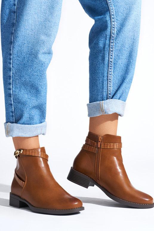 pruunid värvi naiste saapad madalal... pruunid värvi naiste saapad madalal...