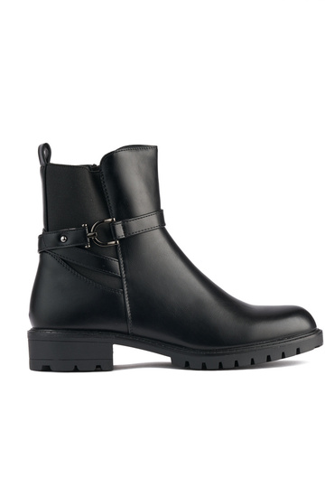 msuud naiste saapad...