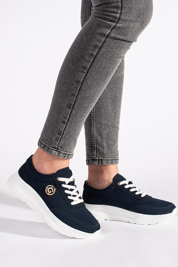 tumesinist värvi nahk... 2