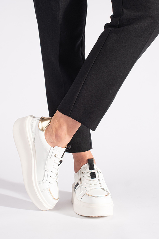 Pealhk valge värv Pealiste kingad...