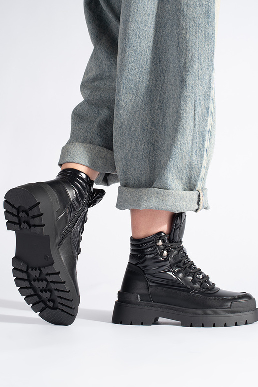 msuud lumesaapad paksul tallal Sergio...