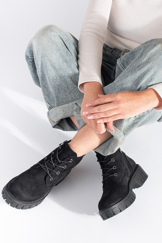 msuud seotud lumesaapad seemisnahk...