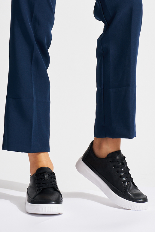 Pealhk ažuurne kingad Msuud Sergio Leone