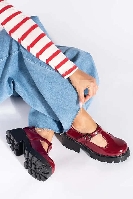 bordoo-värvi lakitud Pealiste saapad...