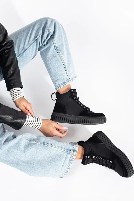 msuud lumesaapad valmistatud...