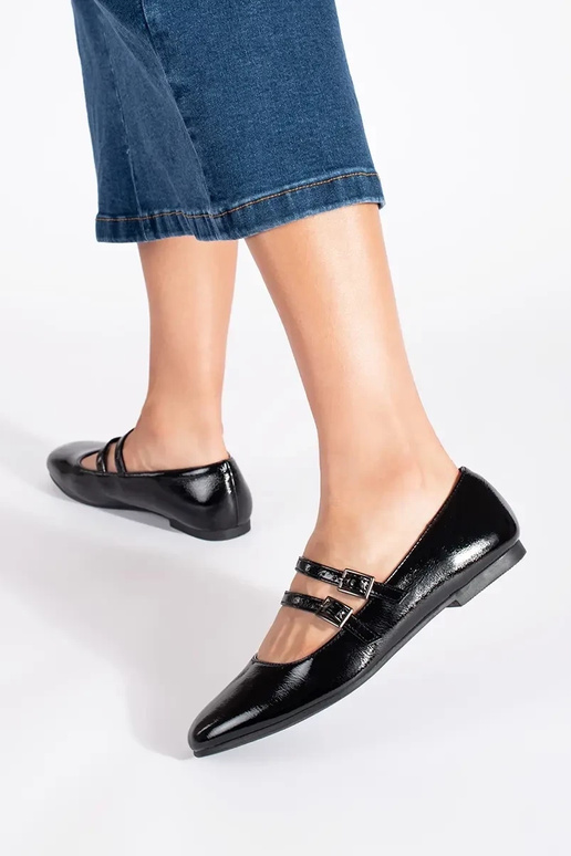 msuud lakitud baleriinad koos lukuga