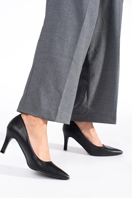 Klassikalise mudeli elegantne Msuud...