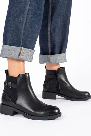 mustad Naiste kingad madala... 2