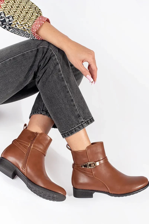 Naiste madala kontsaga pruunid... Naiste madala kontsaga pruunid...