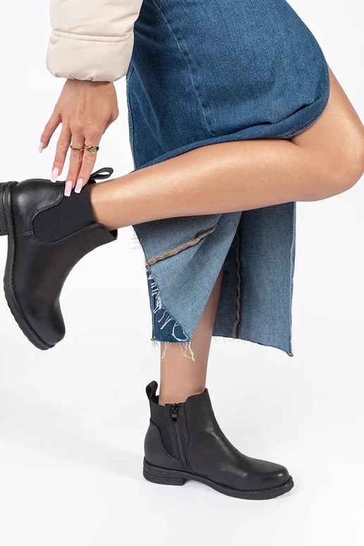 Naiste mustad kingad Naiste mustad kingad