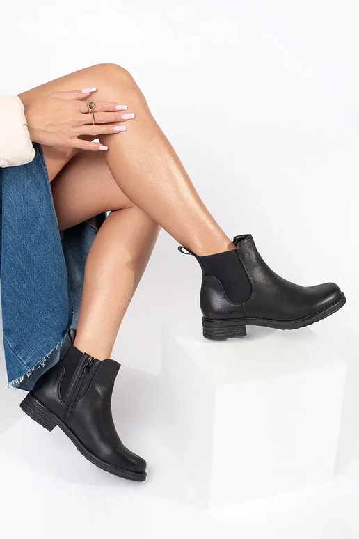 Naiste mustad kingad Naiste mustad kingad