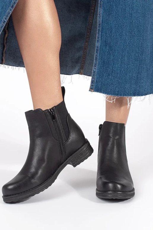 Naiste mustad kingad Naiste mustad kingad