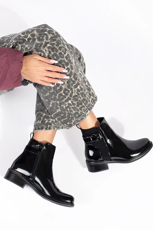 lakiefektiga must Naiste kingad lakiefektiga must Naiste kingad