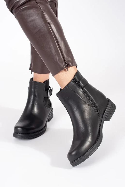 Naiste madala kontsaga mustad... Naiste madala kontsaga mustad...