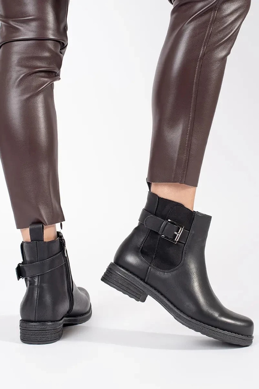 Naiste madala kontsaga mustad... Naiste madala kontsaga mustad...