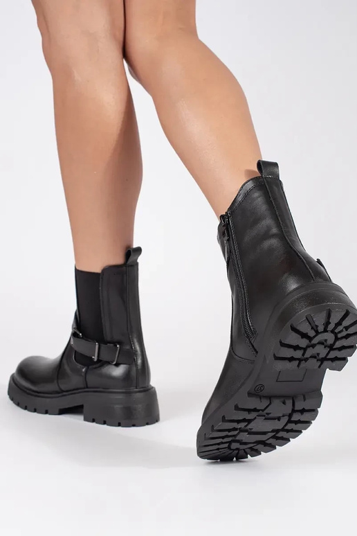 Mustad nahast naiste platvormkingad... Mustad nahast naiste platvormkingad...