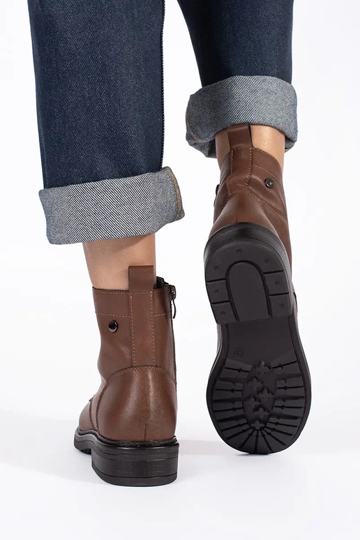 Sergio Leone pruunid paeltega naiste...