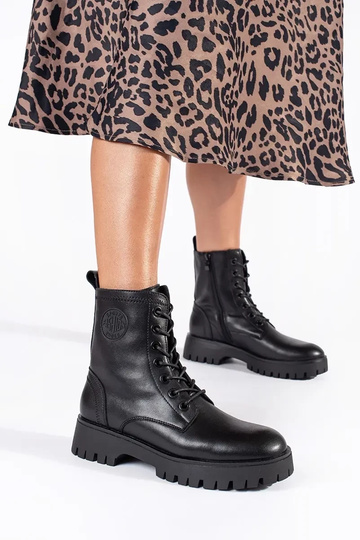 Sergio Leone mustad nööriga... 2