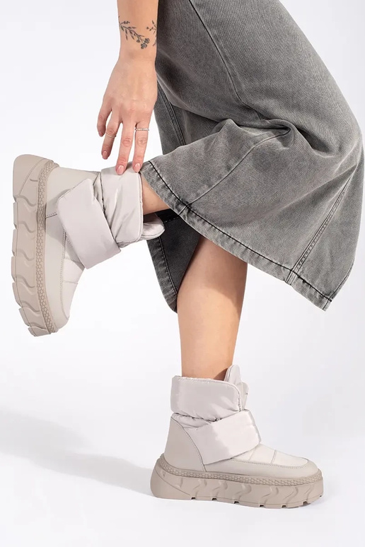 Halli värvi isoleeritud Pealiste... Halli värvi isoleeritud Pealiste...