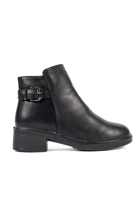 Mustad naiste madala kontsaga kingad...