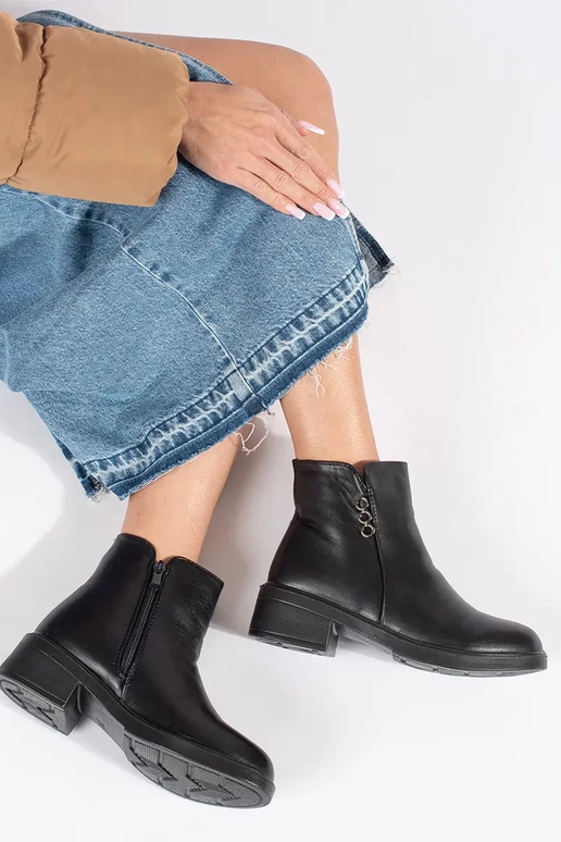 Mustad klassikalised naiste madala...