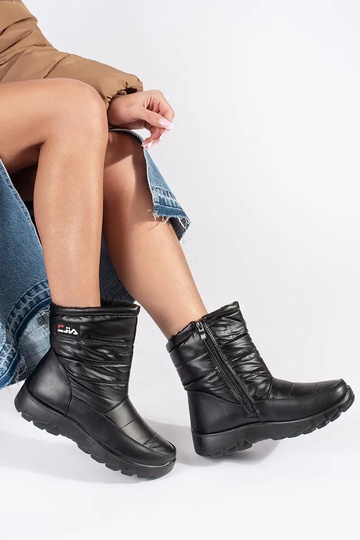 Naiste mustad lumesaapad 2