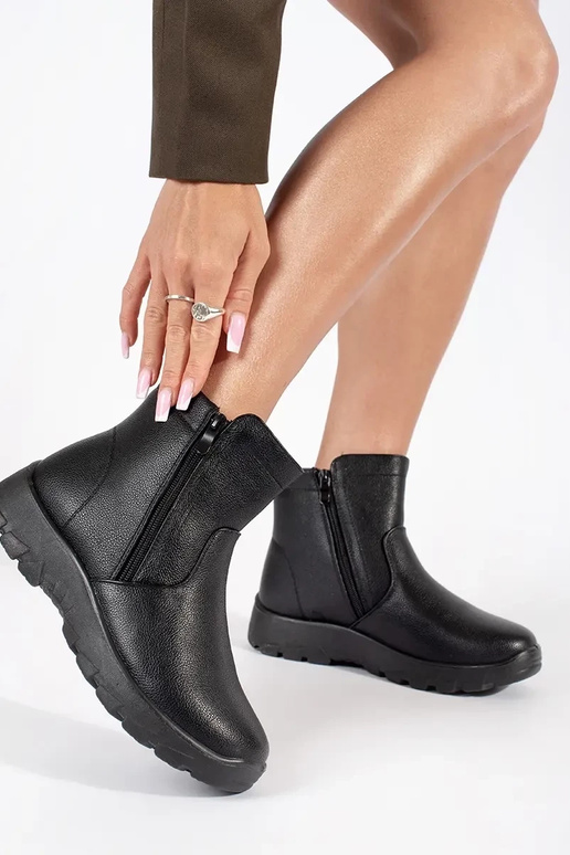 Naiste mustad kingad Naiste mustad kingad