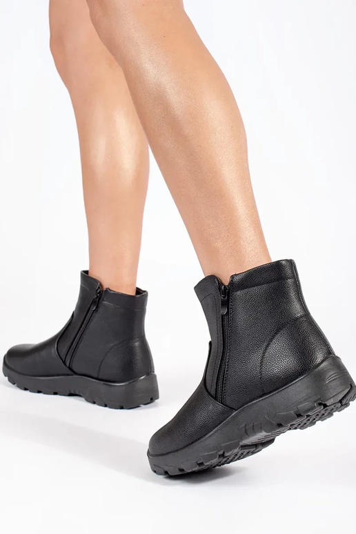 Naiste mustad kingad Naiste mustad kingad