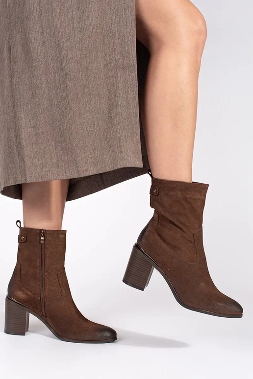 Sergio Leone naiste pruunid nahast... Sergio Leone naiste pruunid nahast...