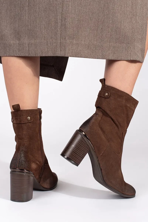 Sergio Leone naiste pruunid nahast... Sergio Leone naiste pruunid nahast...