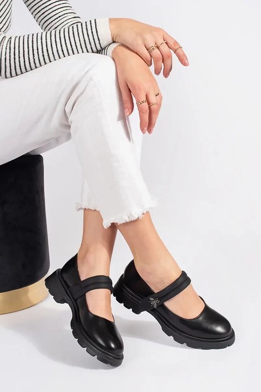 msuud Pealiste saapad tasasel tallal...