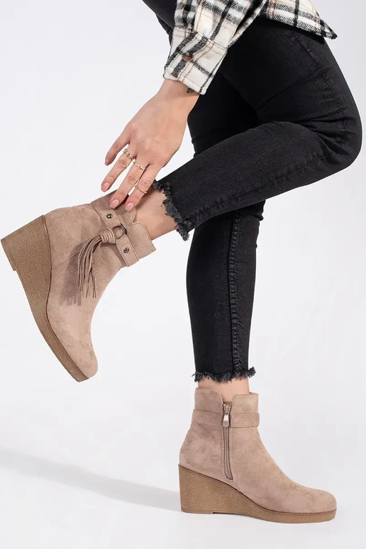 seemisnakhsed beeži värvi naiste...