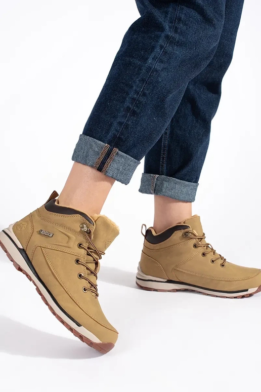 pruunid värvi isoleeritud Sellel... pruunid värvi isoleeritud Sellel...