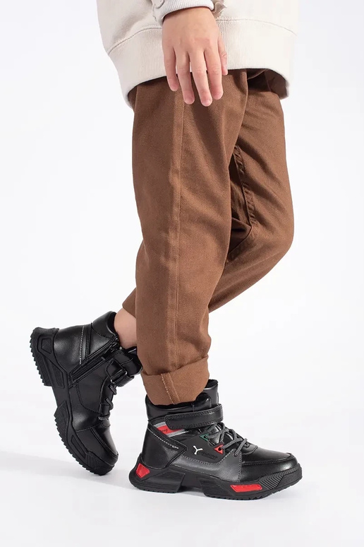 msuud isoleeritud trzesisseiki poisilik