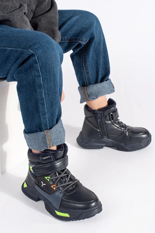 Kõrge isoleeritud trzesisseiki poisilik