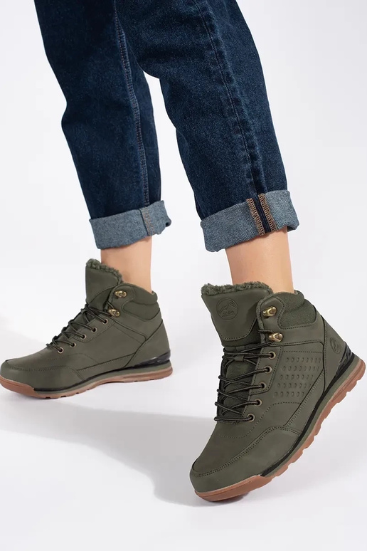 khakivärvi Sellel ontkajalatsid... khakivärvi Sellel ontkajalatsid...