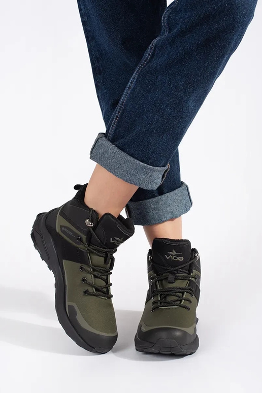 khakivärvi Sellel ontkajalatsid... khakivärvi Sellel ontkajalatsid...