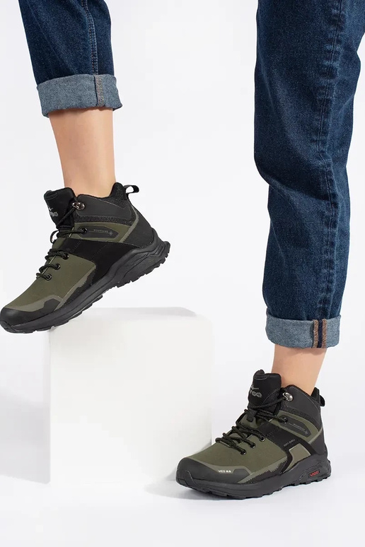 khakivärvi Sellel ontkajalatsid... khakivärvi Sellel ontkajalatsid...