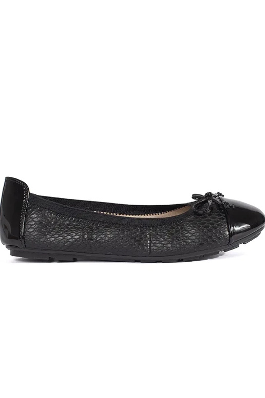 msuud lakitud baleriinad vibuga