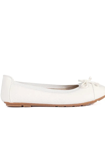 valget värvi lakitud...