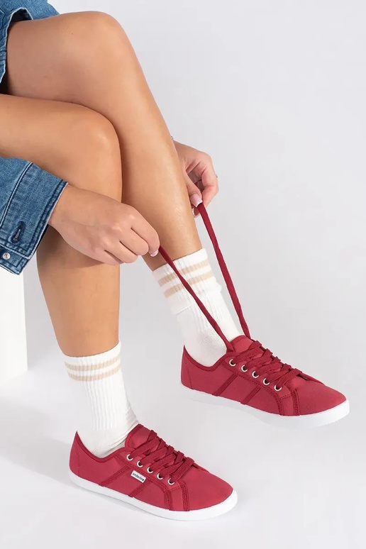 Punased madalad naiste kingad