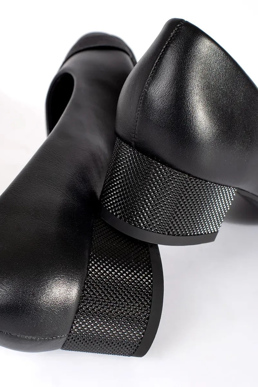 mustad madalad kontsatega naistekingad