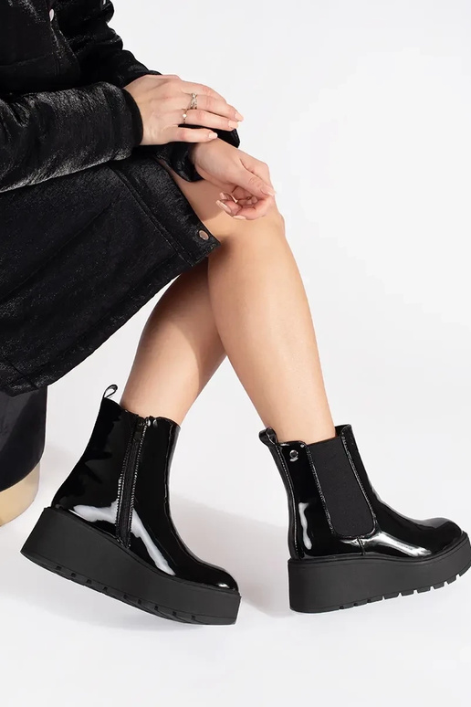 msuud lakitud Pealiste saapad kiilu peal