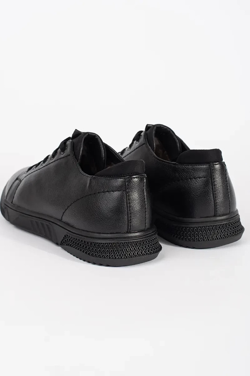 Mustad värvilised meeste soojad... Mustad värvilised meeste soojad...