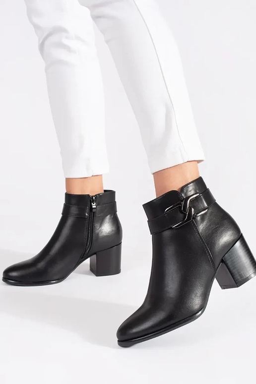 Mustad kingad kõrge kontsaga, Sergio...