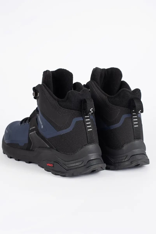 Mustad ja sinised värvilised meeste... Mustad ja sinised värvilised meeste...