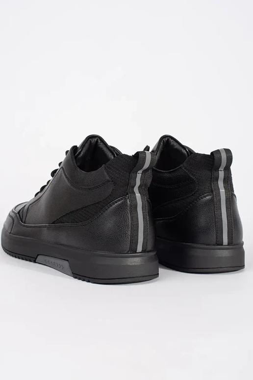 Mustad värvilised meeste soojad saapad