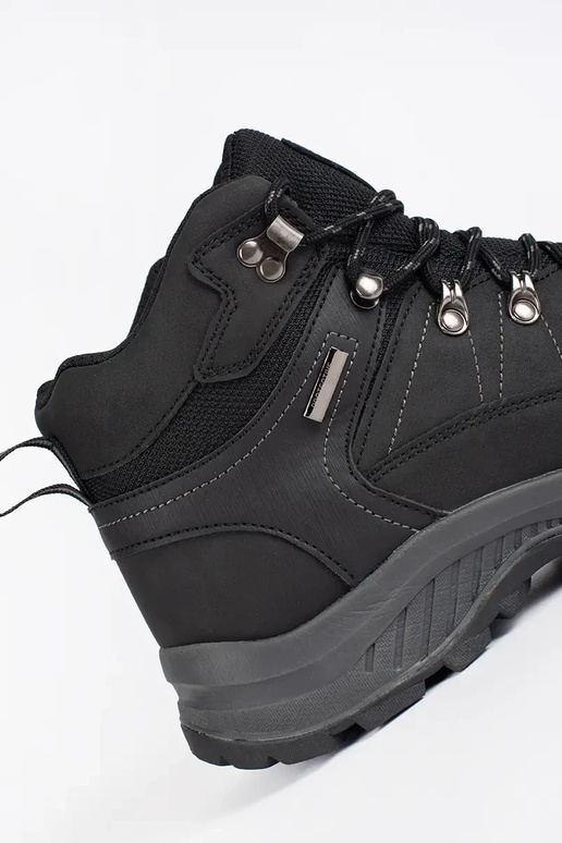 Meeste isoleeritud matkajalatsid