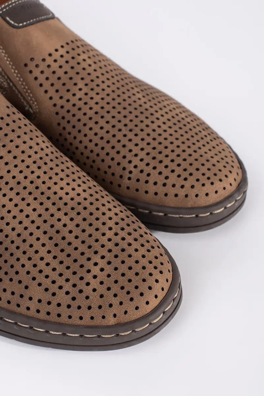Pruunid avatud meeste mokasiinid Pruunid avatud meeste mokasiinid